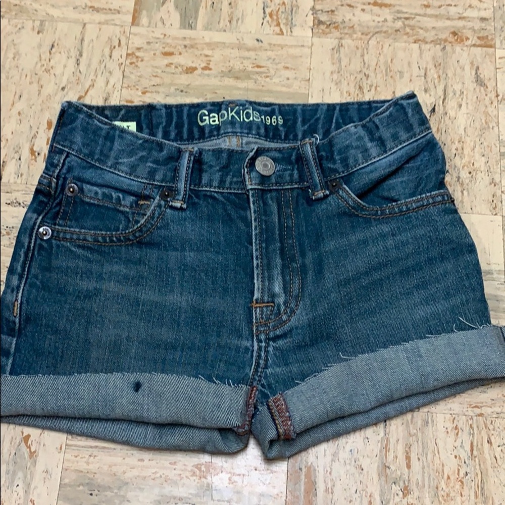 Gap Cut Offs Size 10 slim